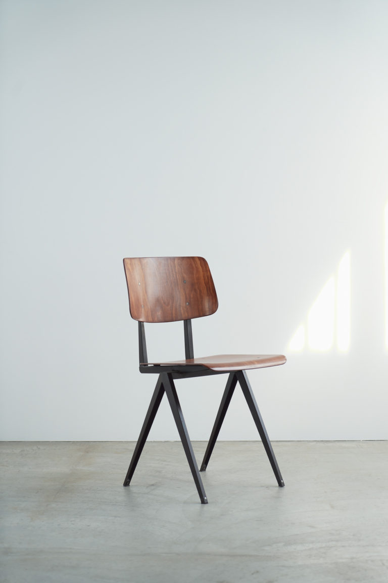 ガルバニタスチェア レッドブラウン