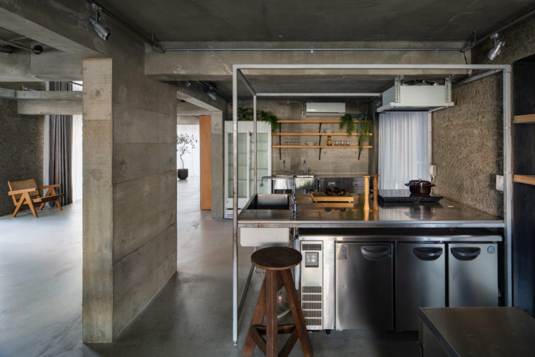 1階スタジオのキッチン